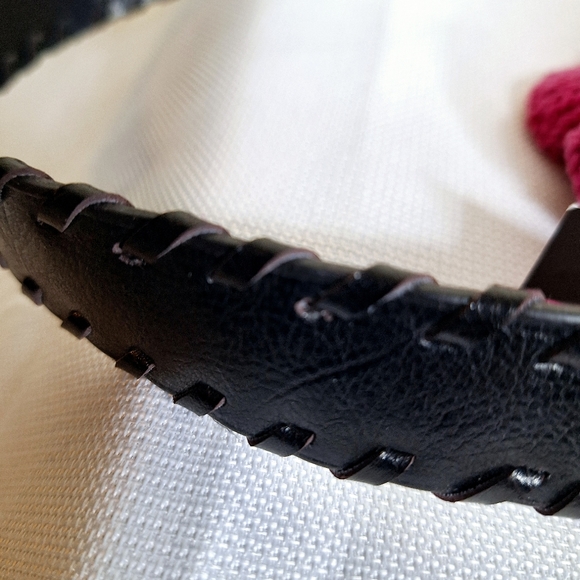 NWT Murval Paris brand " The Pearl One Knit Two" bohemian core bag. - Picture 9 of 11